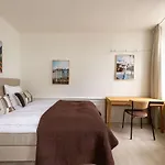 Appartement Homey 2br For 6 Near Stroget