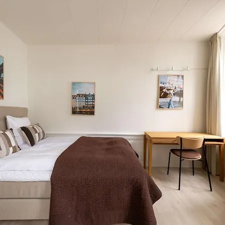 Appartement Homey 2br For 6 Near Stroget