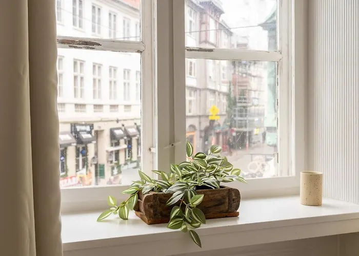 Homey 2br For 6 Near Stroget Copenhagen