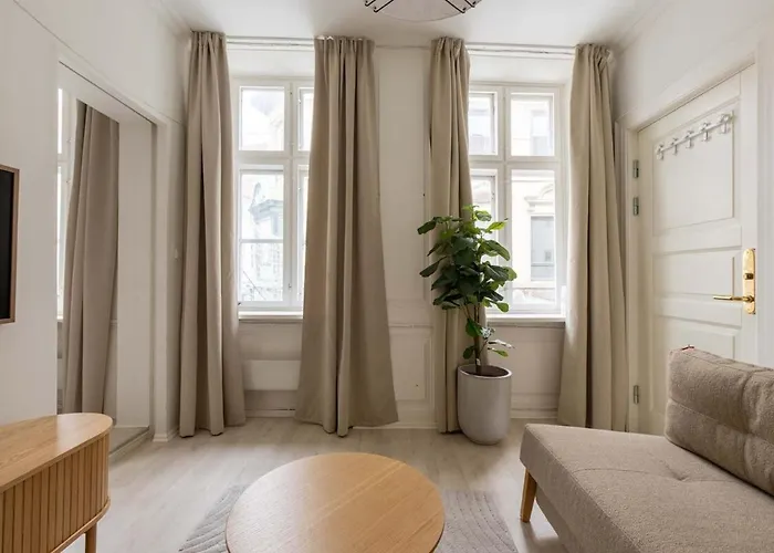 Homey 2br For 6 Near Strøget København