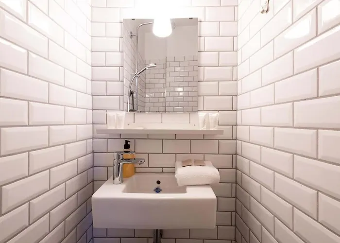 Homey 2br For 6 Near Stroget Апартаменты *