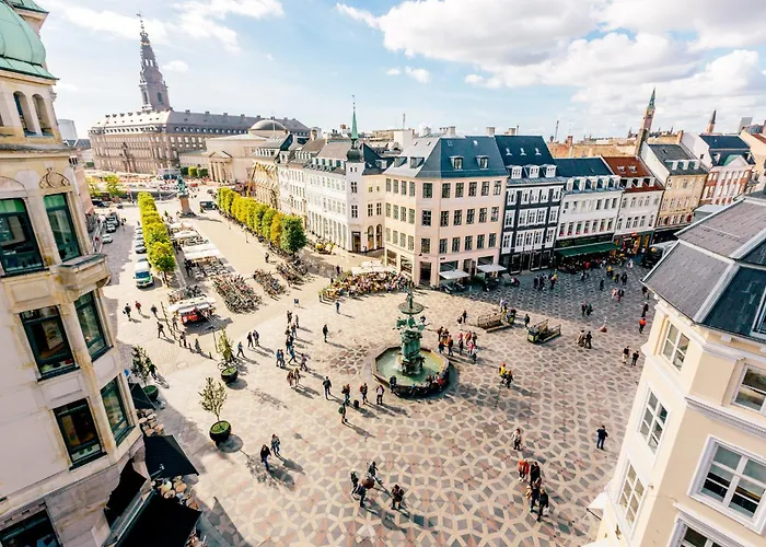 Апартаменты Homey 2br For 6 Near Stroget *