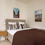 Homey 2br For 6 Near Stroget Köpenhamn